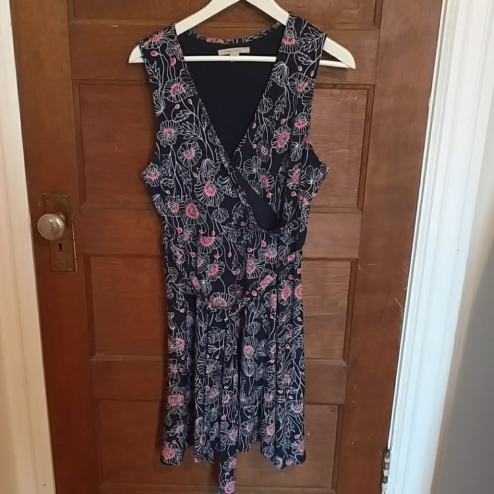 Navy blue dress with salmon)white flowers, L